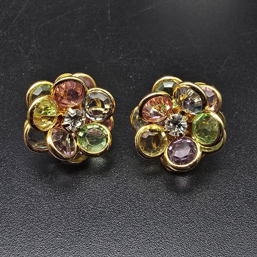 Avon 1993 Faceted Petals Earrings Pastel Rhinestone Flower Vintage 1990s
